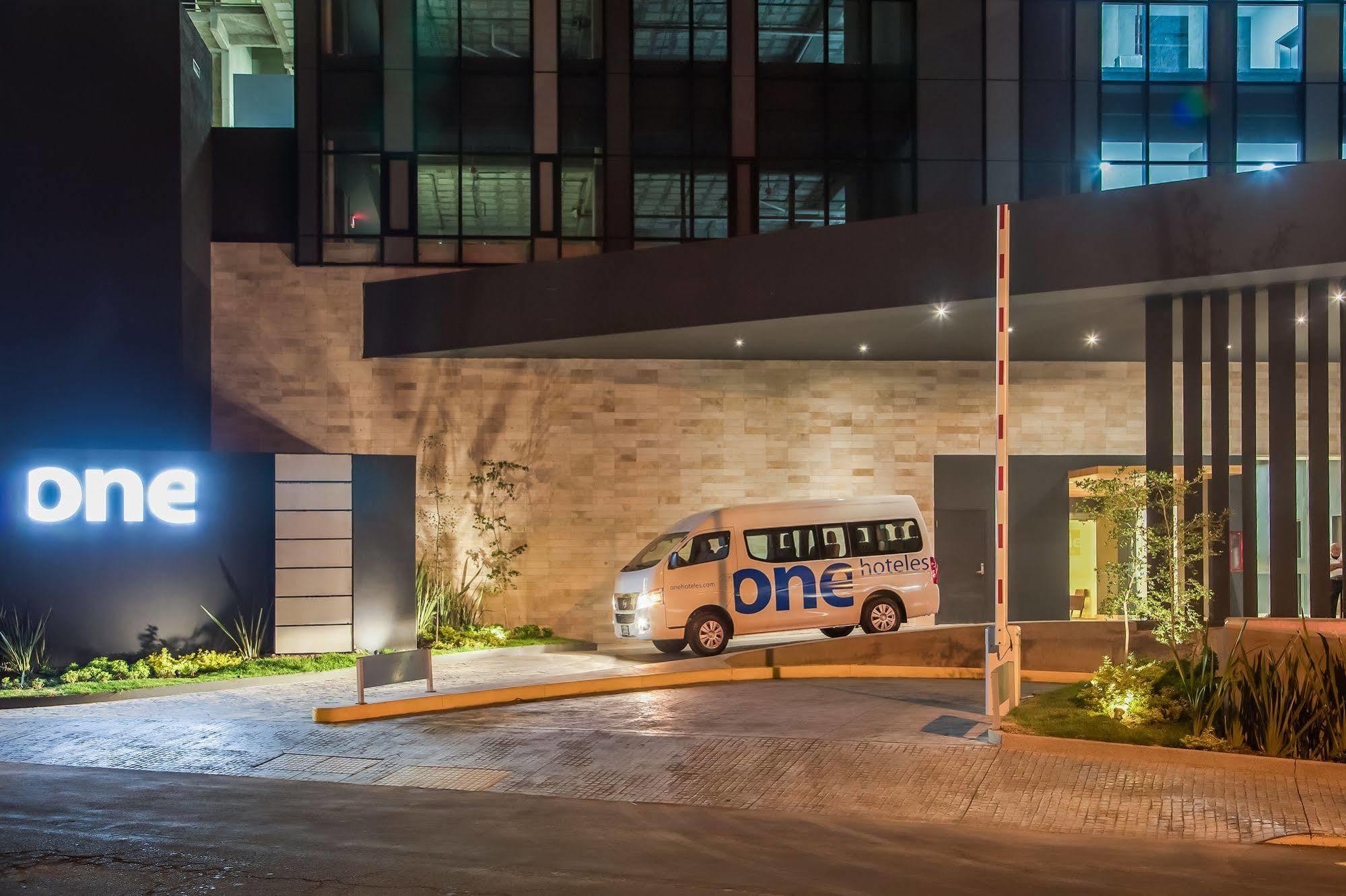 Hotel One Guadalajara Expo Exterior foto